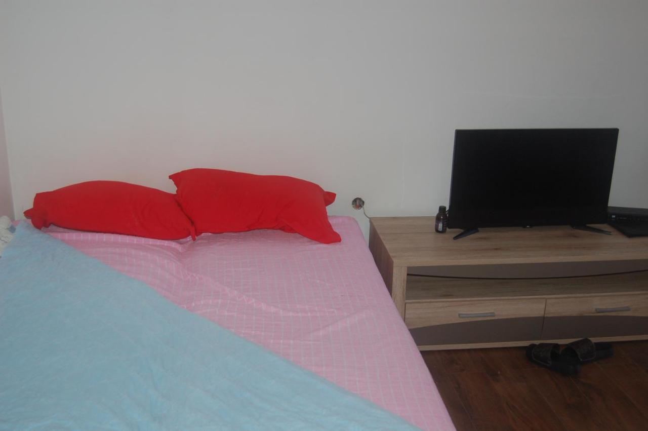 Apartmani Marios Nis Exterior photo
